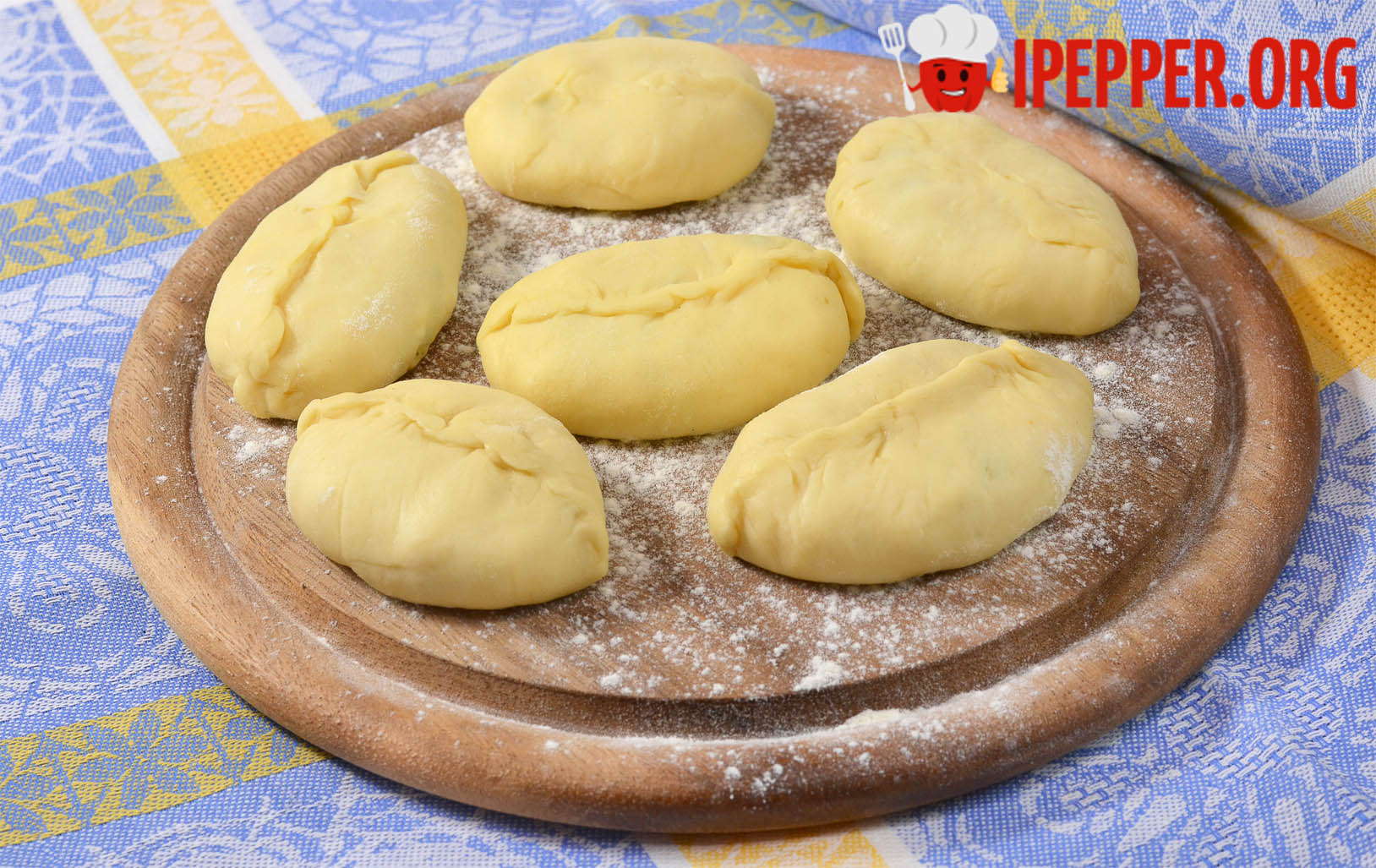Recipe Fried pies with chopped egg and green onions. Шаг 5