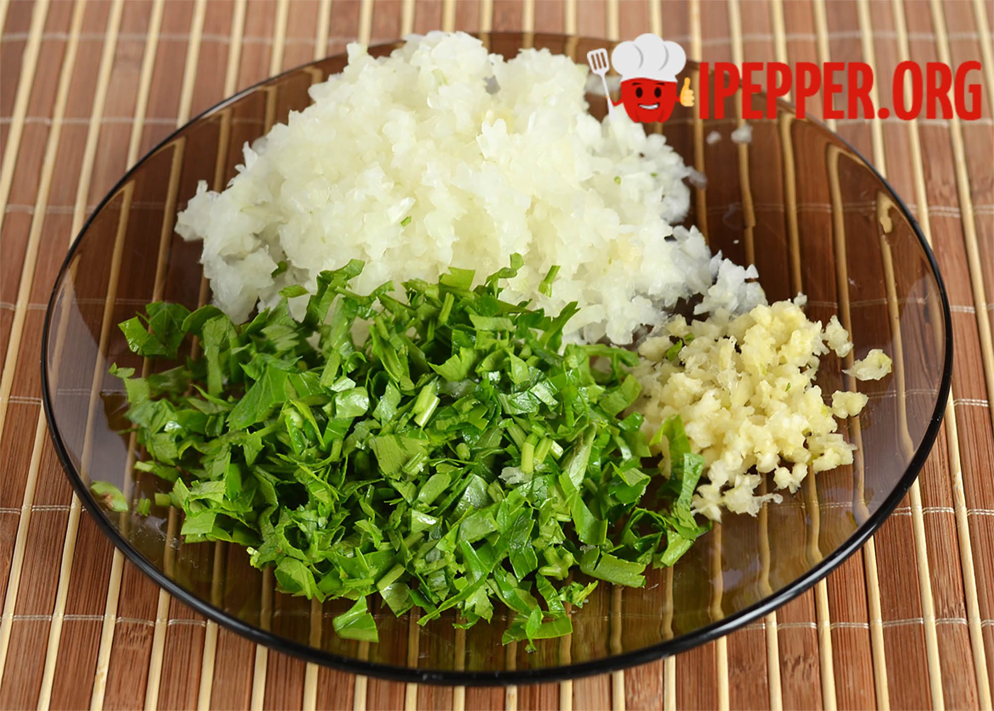 Recipe Chopped chicken cutlets from chicken breast. Шаг 2