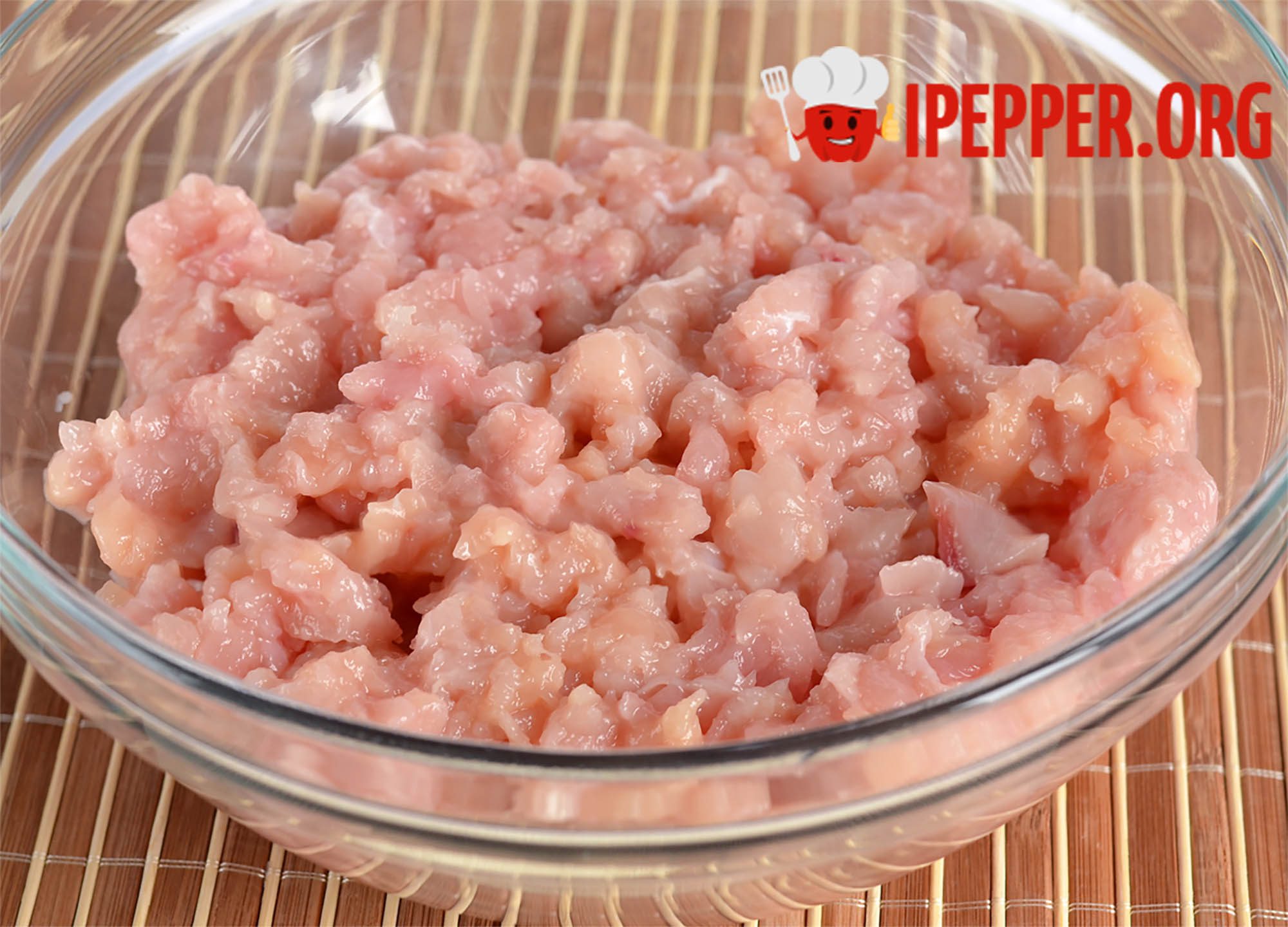 Recipe Chopped chicken cutlets from chicken breast. Шаг 1