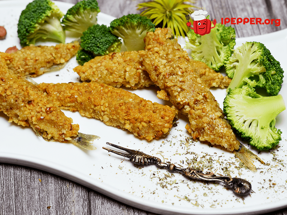 Recipe Fried capelin breaded with cornmeal and peanuts. Шаг 10