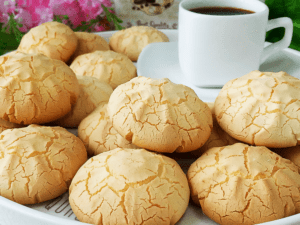 Brazilian cookies with condensed milk