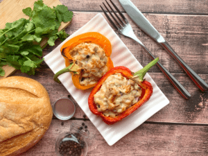 Peppers stuffed with chicken and cheese