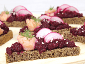 Smorrebrods with beets and red fish