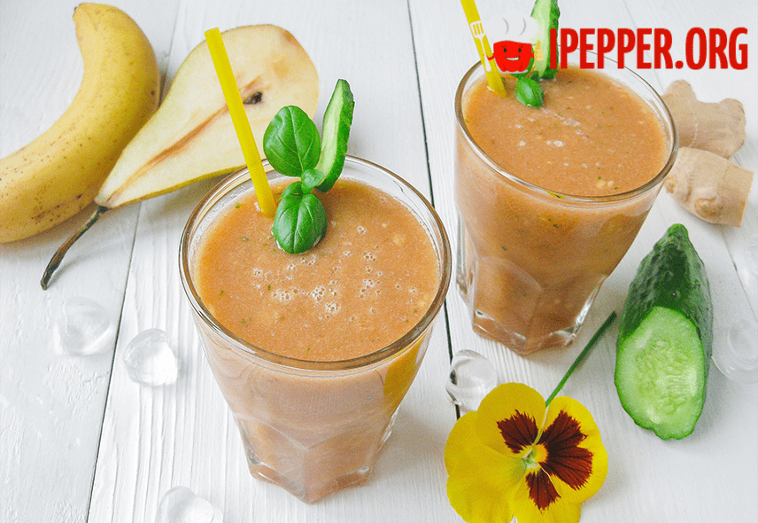 Yellow smoothie with apples, basil and ginger (10 healthy recipes)