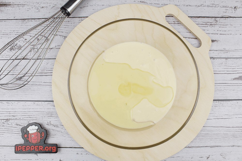 Recipe Pancakes with sour cream. Шаг 4