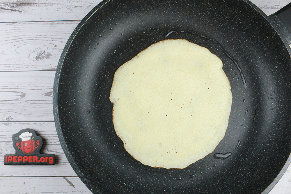 Recipe Pancakes with semolina and kefir. Шаг 5