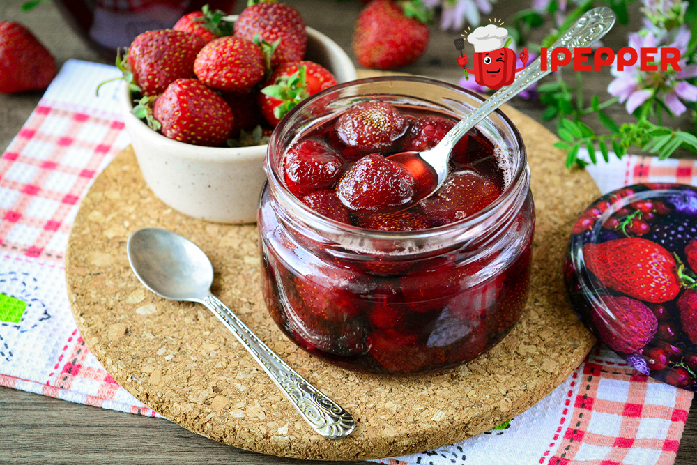 Recipe Strawberry jam with lemon acid. Шаг 10