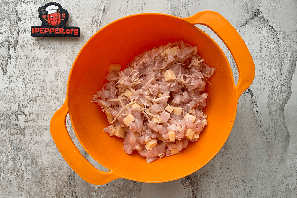 Recipe Chopped chicken cutlets with cheese. Шаг 3