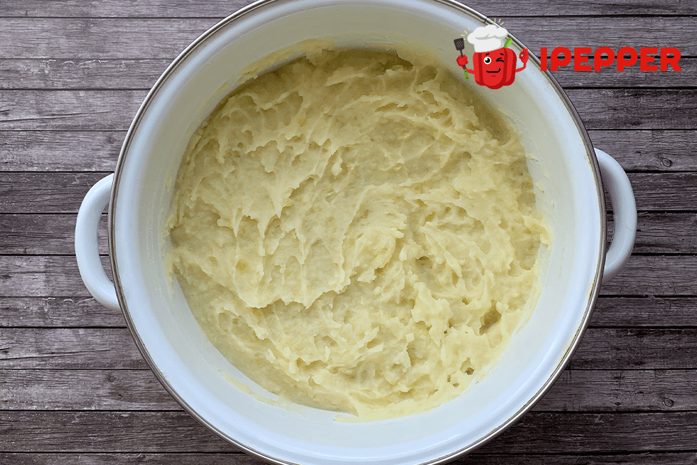Recipe Classic mashed potatoes with milk. Шаг 5