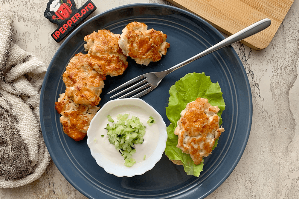Chopped chicken cutlets with cheese