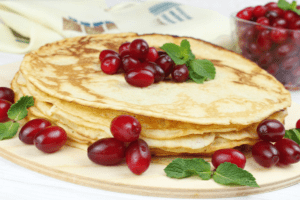 Corn pancakes with mineral water