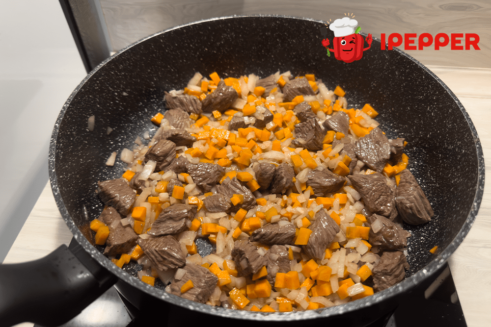 Recipe Beef goulash classic recipe. Шаг 7