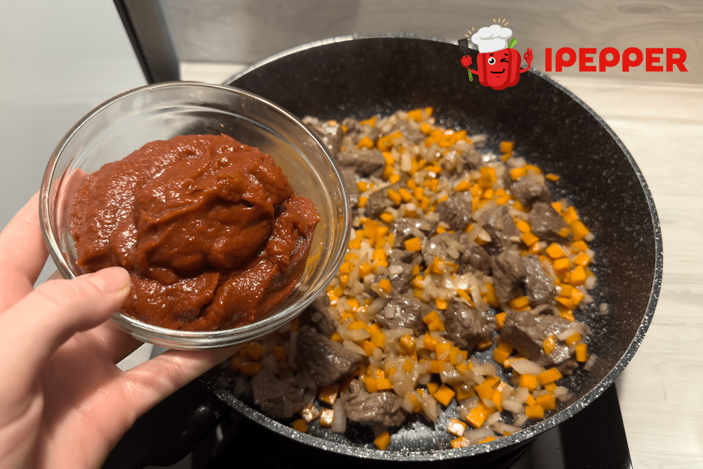 Recipe Beef goulash classic recipe. Шаг 8