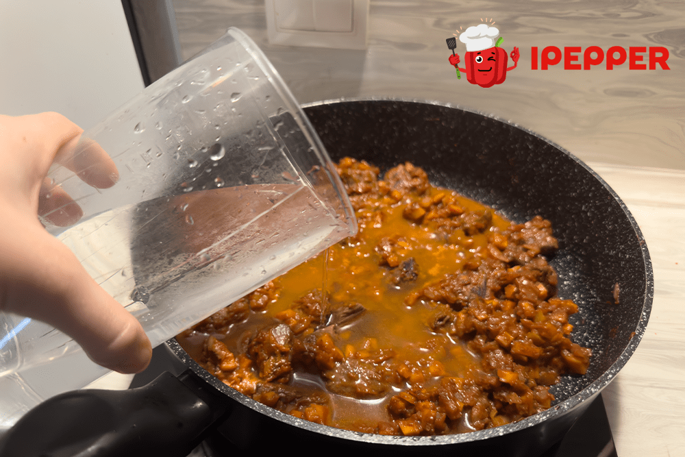 Recipe Beef goulash classic recipe. Шаг 10