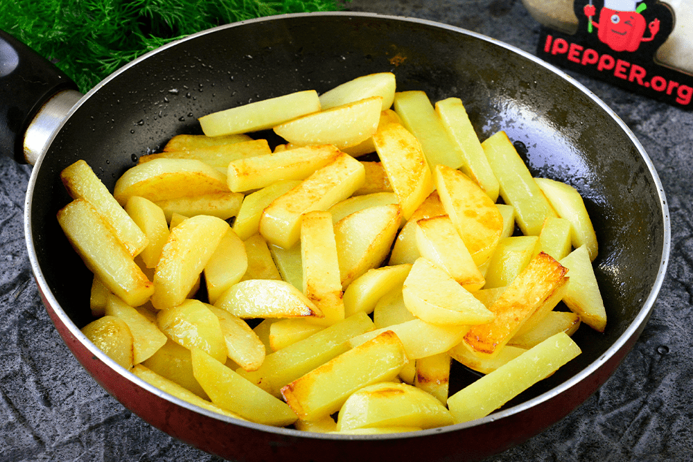 Recipe Fried potatoes with bacon. Шаг 5